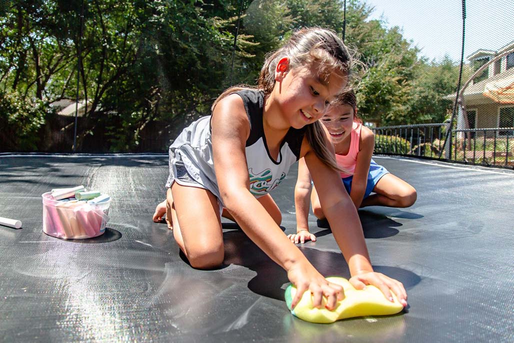 how to clean a trampoline.jpg